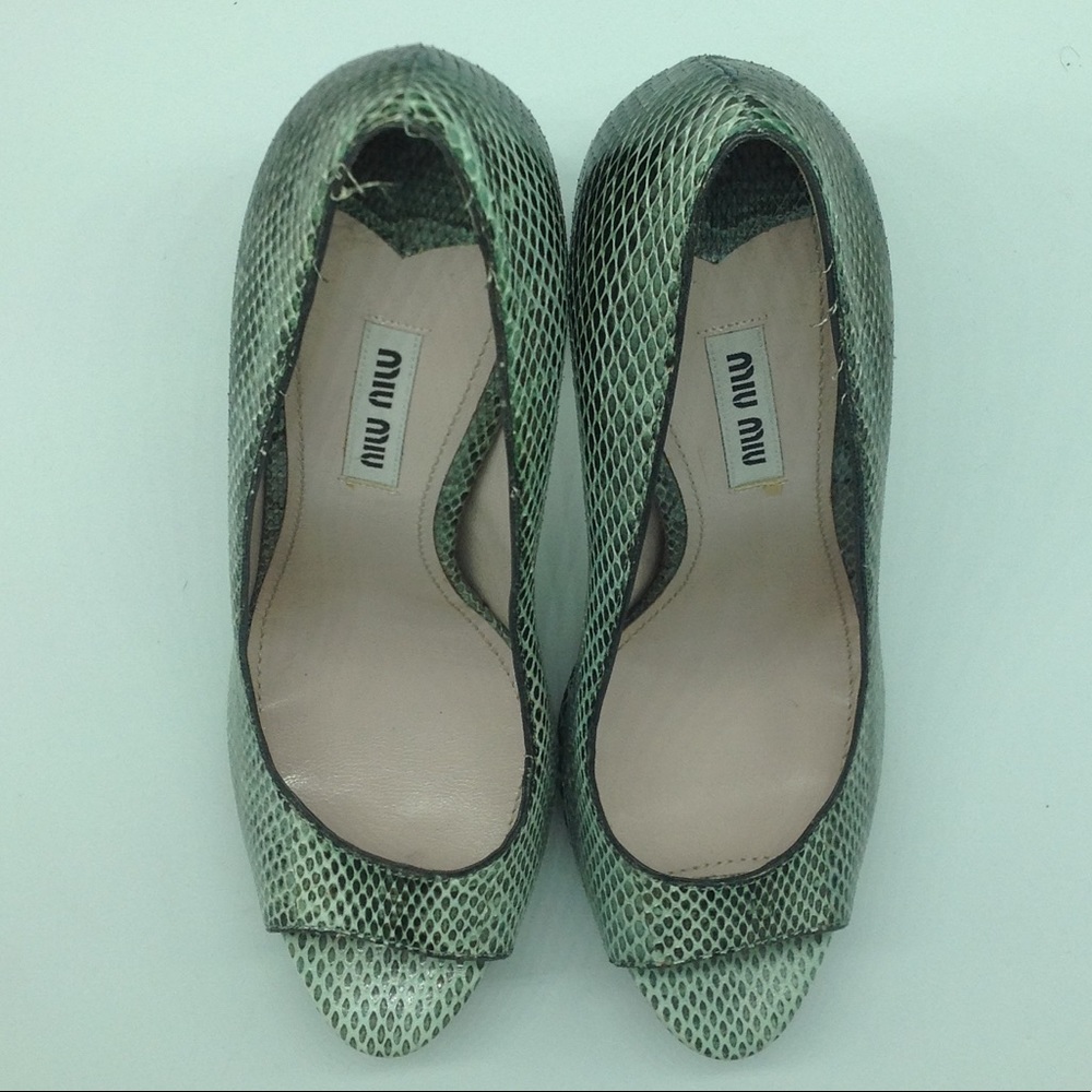 MIU MIU PEEP TOE PUMPS